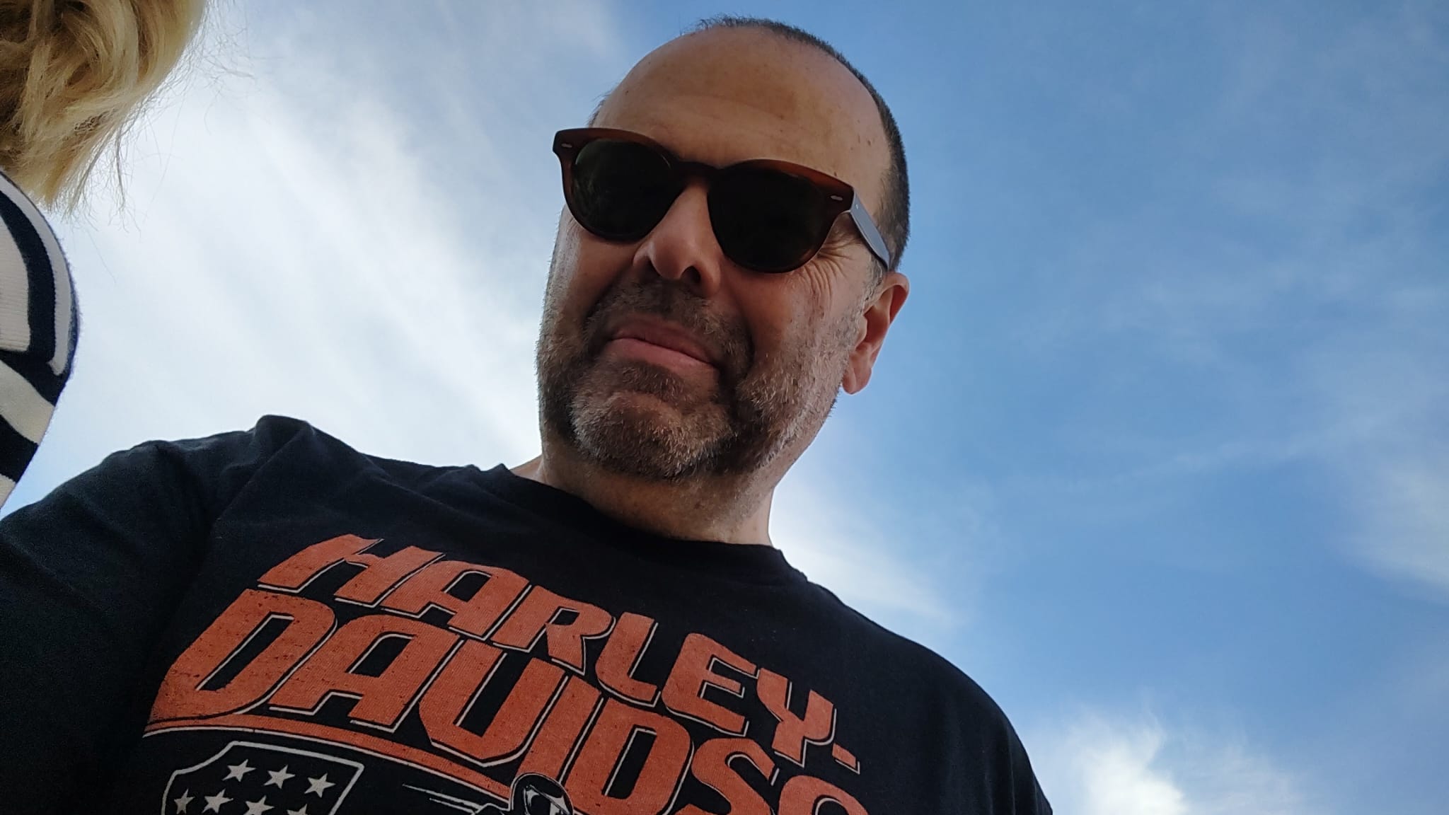 Filosofía comercial. Imbéciles y maravillosos.